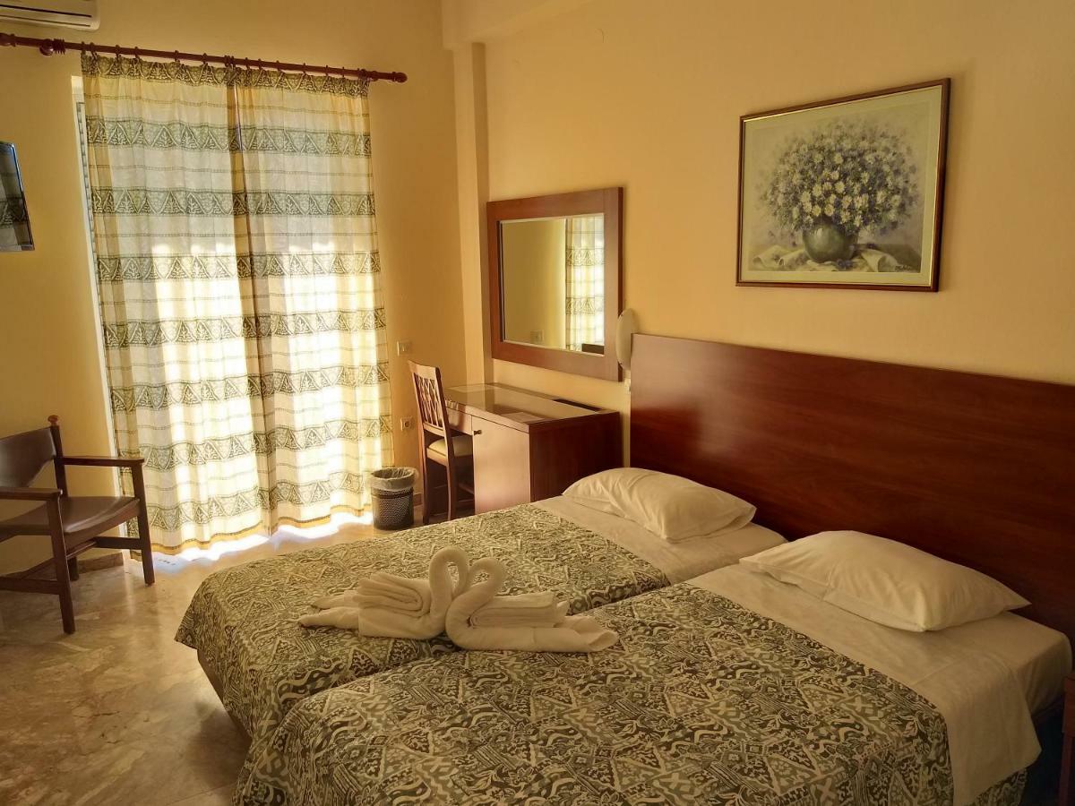 Sofia 4*